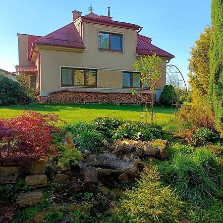 Apartman Za Lesem Červený Kostelec Kültér fotó
