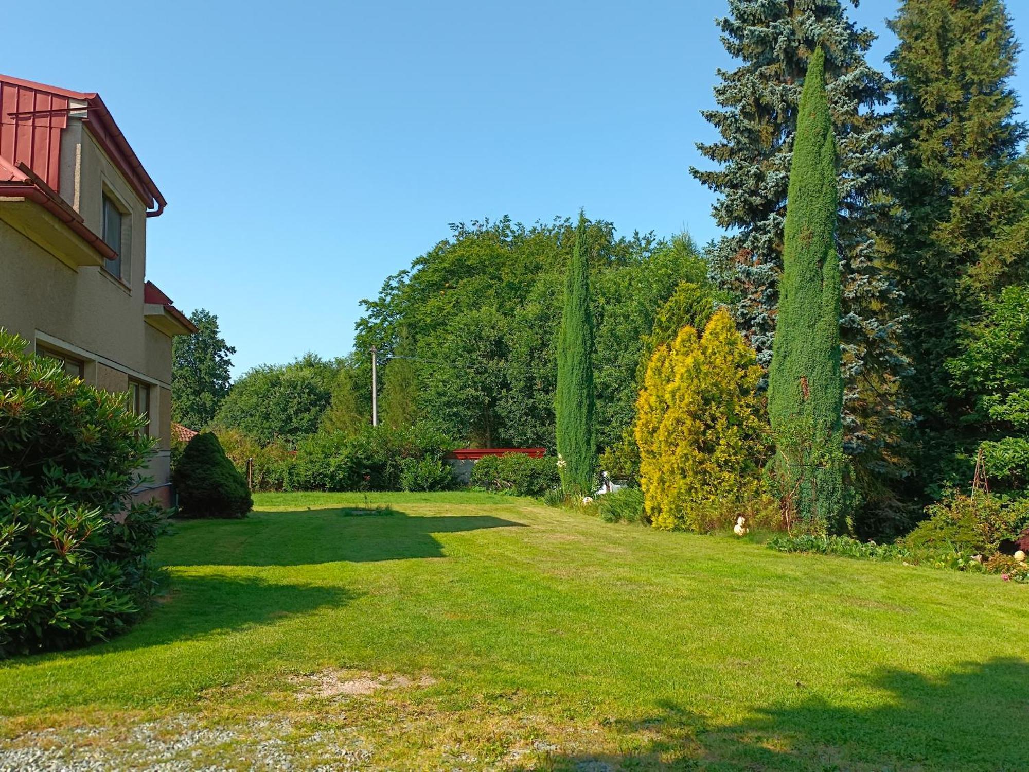 Apartman Za Lesem Červený Kostelec Kültér fotó